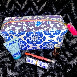 NWOT 5 PC ESTEE LAUDER LOT